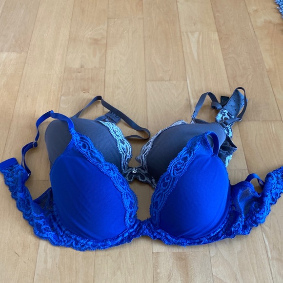 NATORI Feathers contour underwire bras 34C. One in grey and one in blue. - Picture 1 of 3
